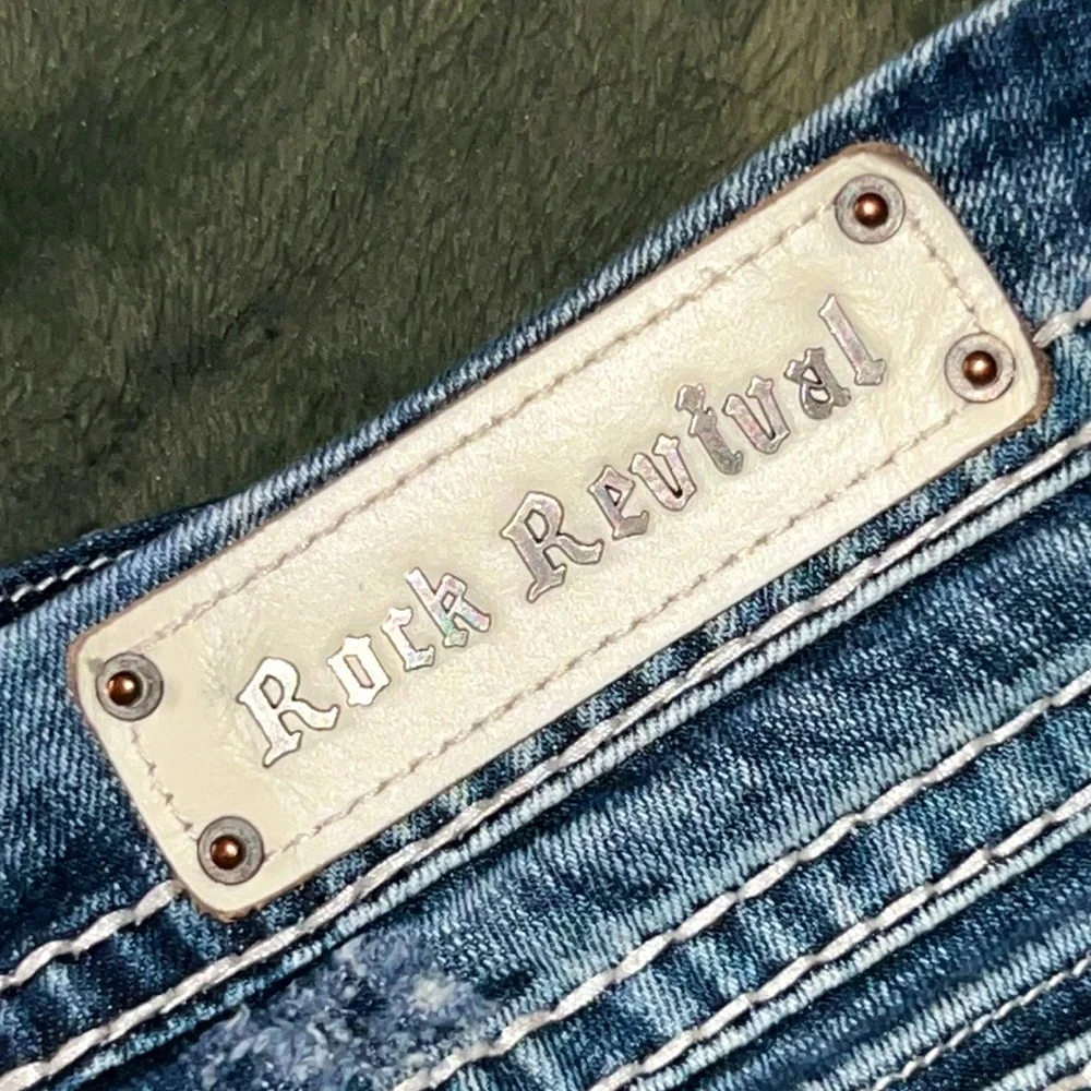 ROCK REVIVAL 🎸 THICK STITCH MAY BOOTCUT DESTROYED DISTRESSED JEANS Women 34 W38” - Picture 11 of 16